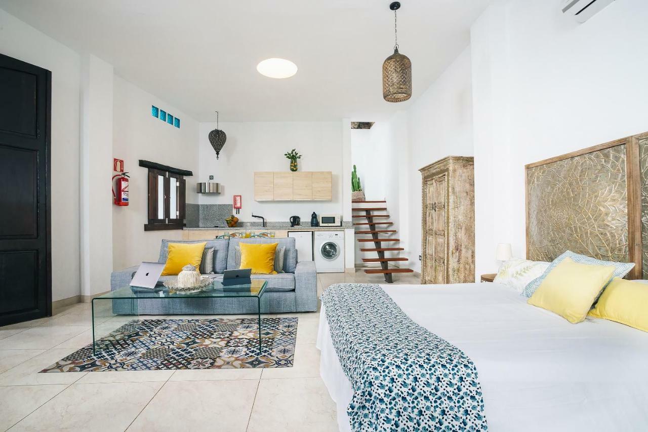 El Charco Suites Arrecife  Zewnętrze zdjęcie